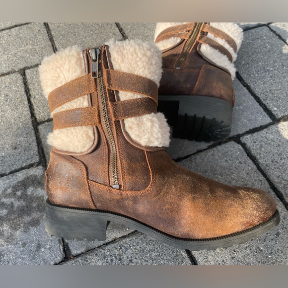 UGG Tan Shearling Lined Boots - Picture 2 of 12